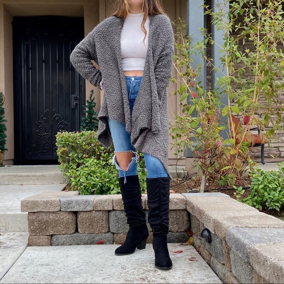 CLEARANCE-FIRM‼️Emma Wrap Me up Cardigan - Picture 2 of 6